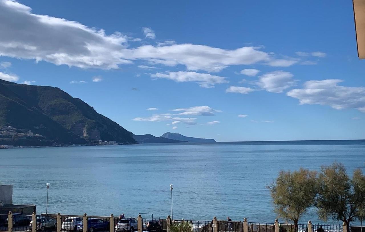L'Aurora Guest House Castellammare di Stabia Εξωτερικό φωτογραφία